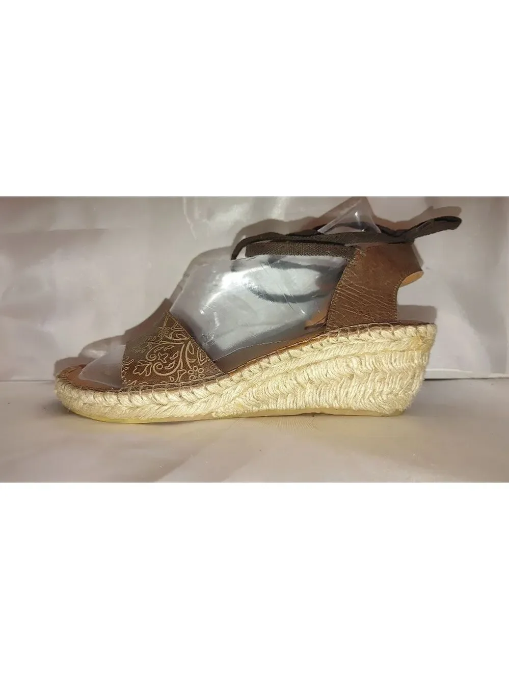 Eric Michael Leather Ankle Wrap Lace Up Espadrille Wedge Size 40